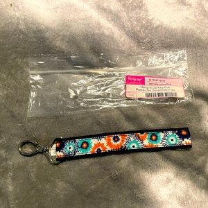 Thirty-one hang-it-up key fob
